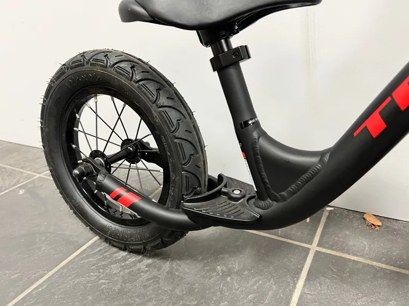 EX DISPLAY Trek Kickster Kids Balance Bike 2022 in Black-1